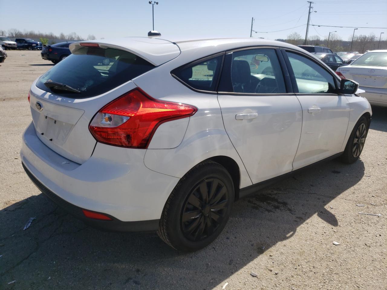 صورة رقم 16 من المزاد - 2012 FORD FOCUS SE مع VIN 1FAHP3K20CL300256