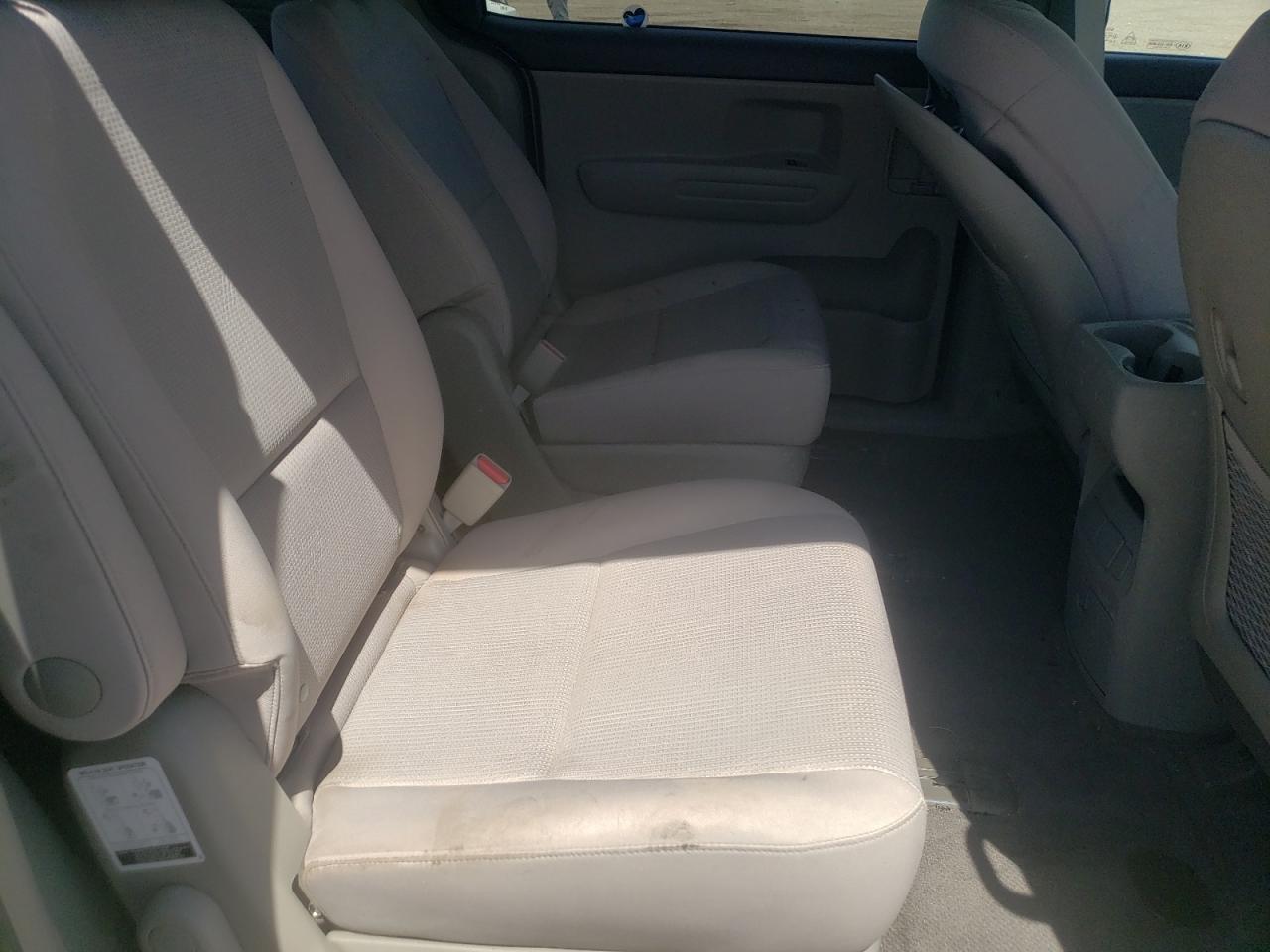 Photo 6 from auction – 2020 KIA SEDONA LX with VIN KNDMB5C19L6618383