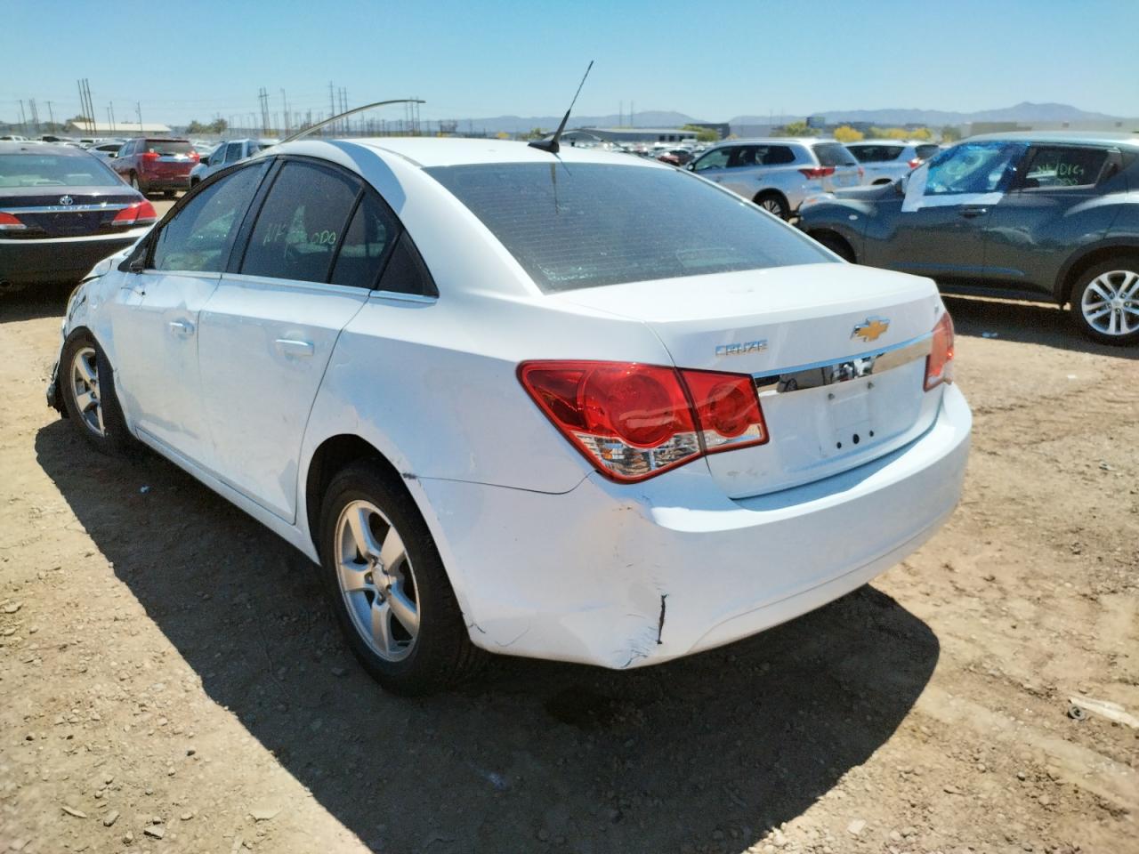Photo 3 from auction – 2014 CHEVROLET CRUZE LT with VIN 1G1PC5SB4E7298450