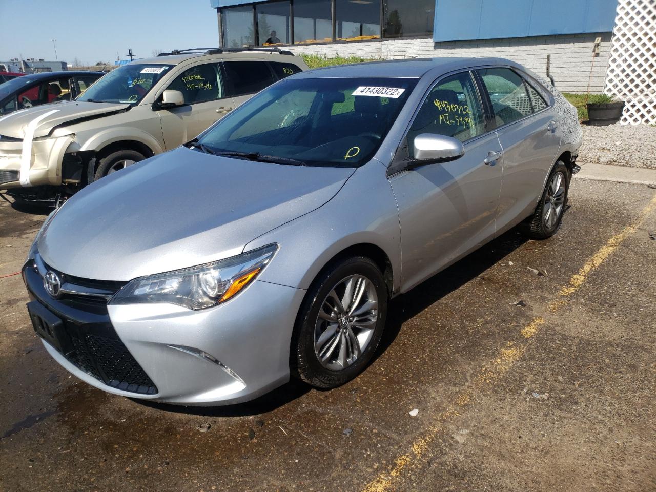Photo 2 from auction – 2016 TOYOTA CAMRY LE with VIN 4T1BF1FK0GU155880