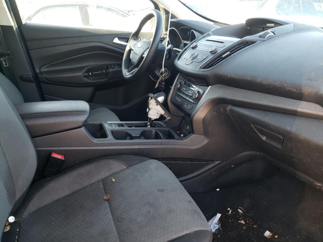 Photo 5 from auction – 2018 FORD ESCAPE SE with VIN 1FMCU0GD5JUA21734
