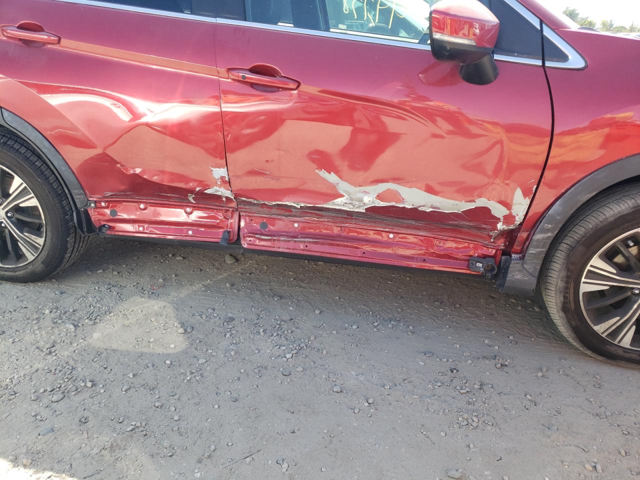 Photo 9 from auction – 2018 MITSUBISHI ECLIPSE CR with VIN JA4AT5AA2JZ064676