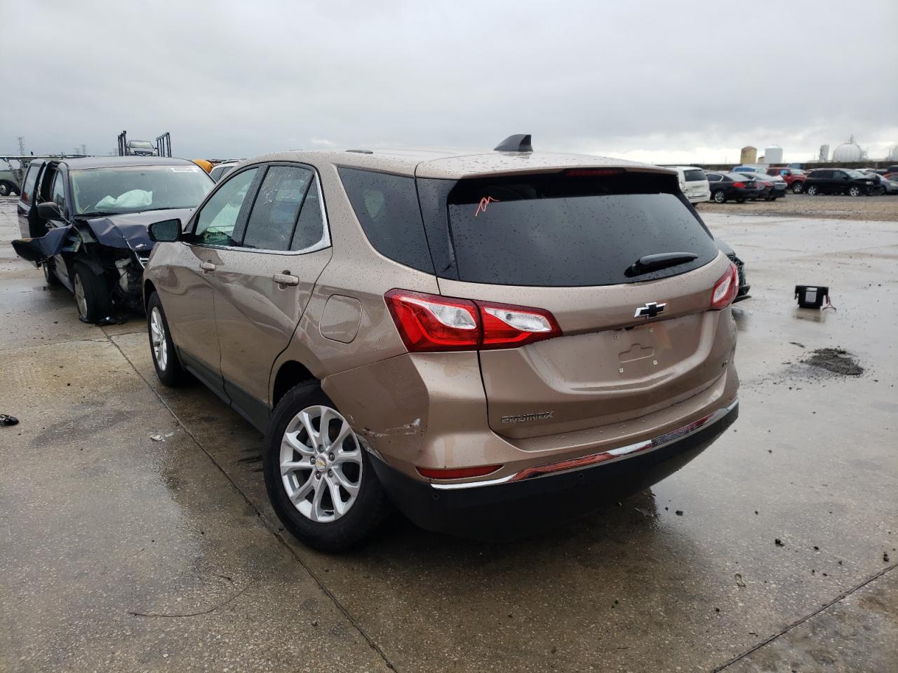 Photo 3 from auction – 2019 CHEVROLET EQUINOX LT with VIN 2GNAXKEV7K6112957