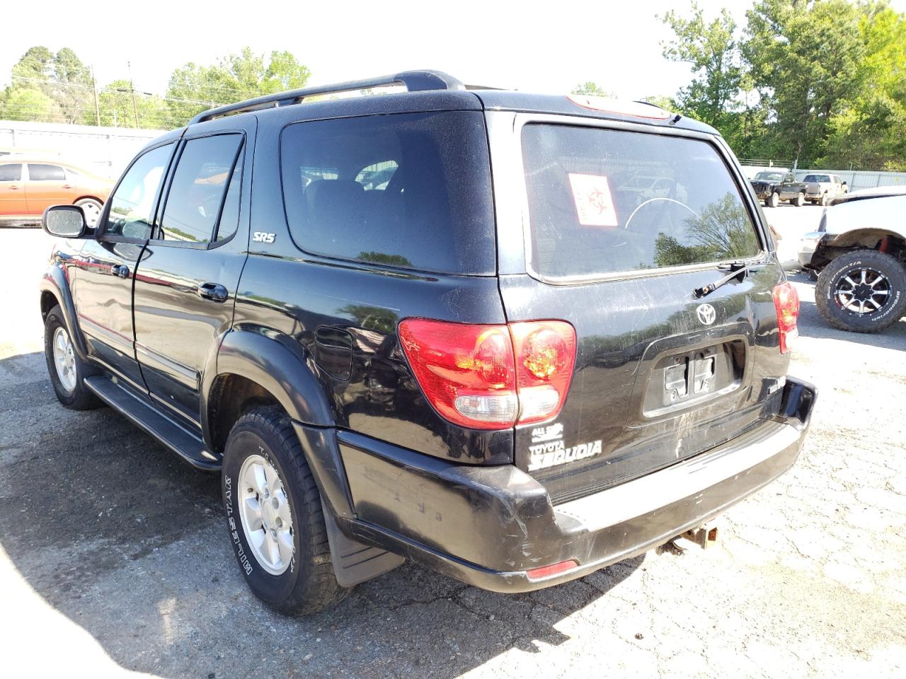 Photo 3 from auction – 2005 TOYOTA SEQUOIA SR with VIN 5TDZT34AX5S252717