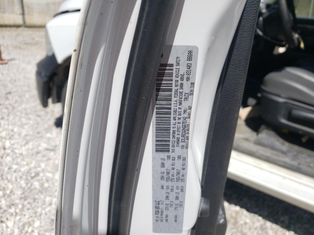 Photo 10 from auction – 2017 RAM 1500 ST with VIN 3C6JR6DG2HG675142