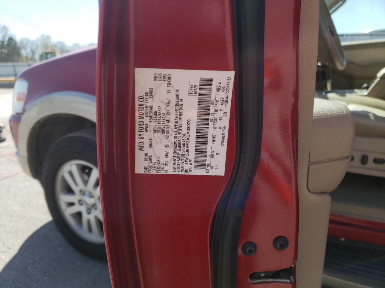Photo 10 from auction – 2010 FORD EXPLORER E with VIN 1FMEU6EE2AUA03070