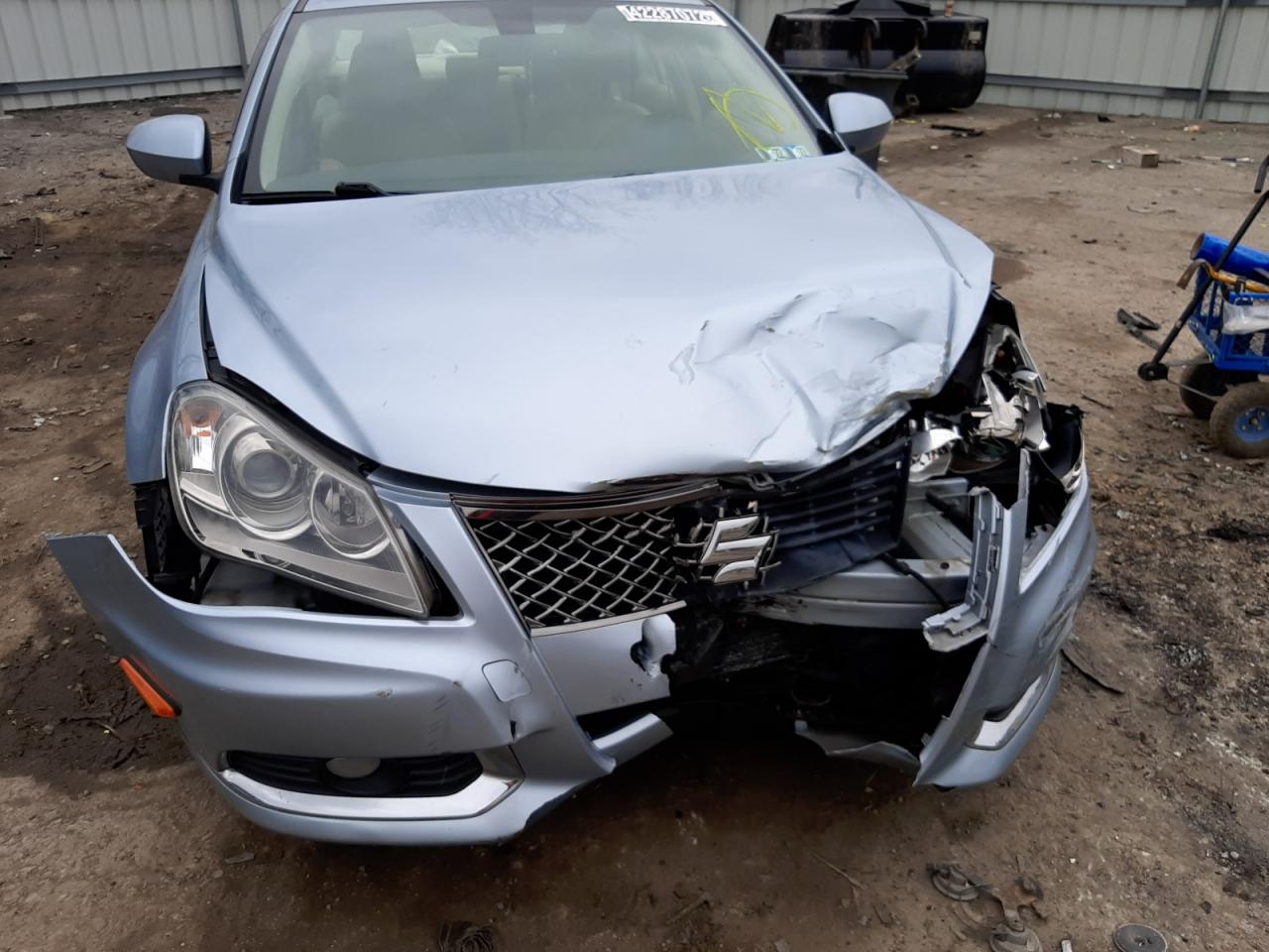 Photo 9 from auction – 2012 SUZUKI KIZASHI SP with VIN JS2RF9A87C6101137