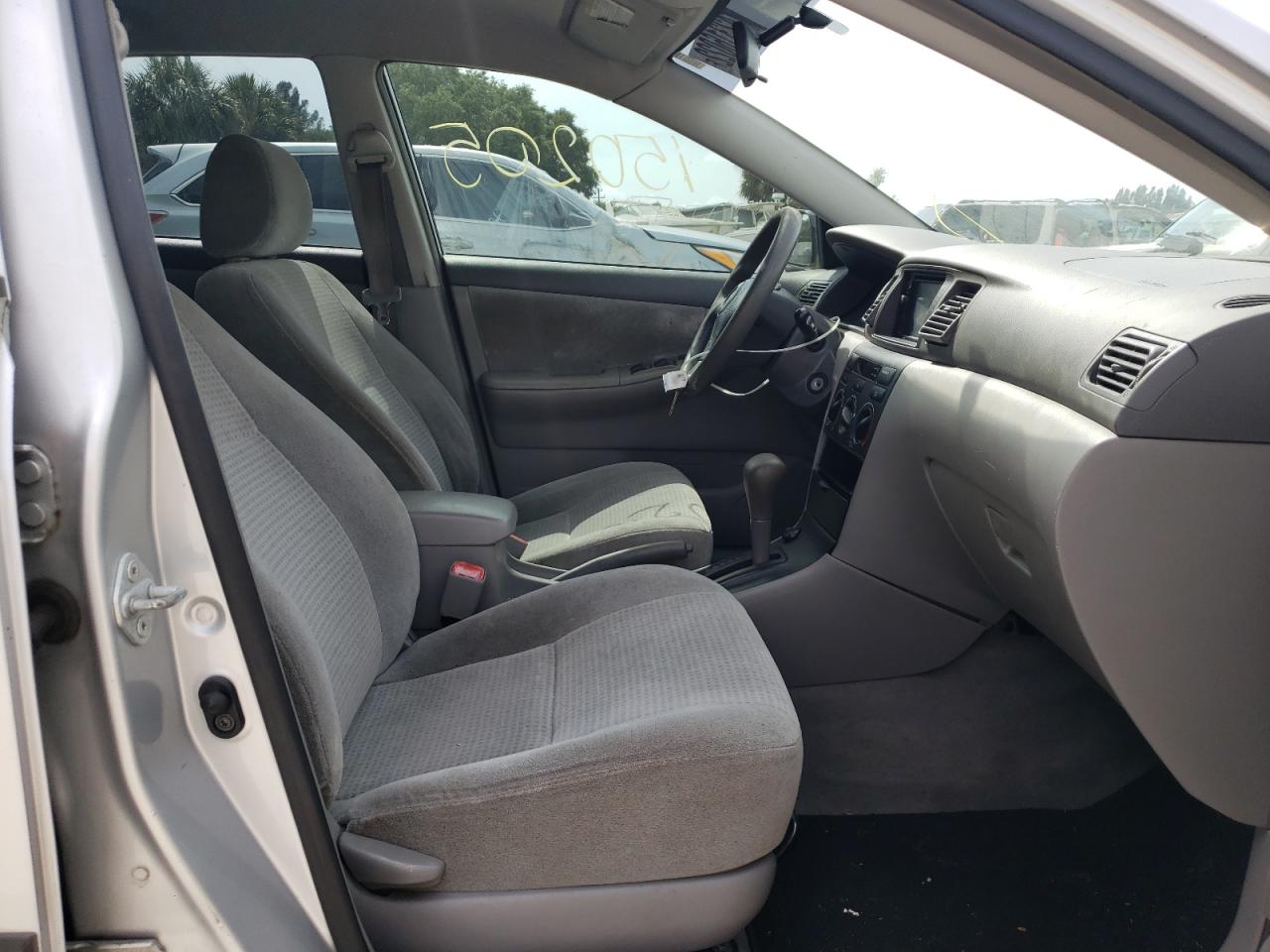 Photo 5 from auction – 2007 TOYOTA COROLLA CE with VIN JTDBR32E670101059