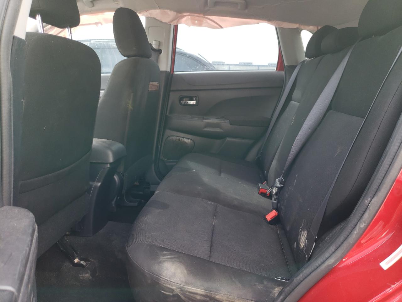 Photo 6 from auction – 2011 MITSUBISHI OUTLANDER with VIN JA4AP3AU8BZ014496
