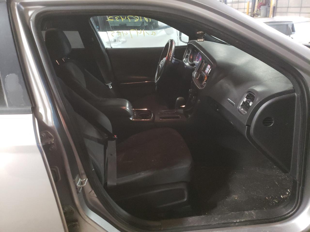 Photo 5 from auction – 2011 DODGE CHARGER with VIN 2B3CL3CG5BH520550