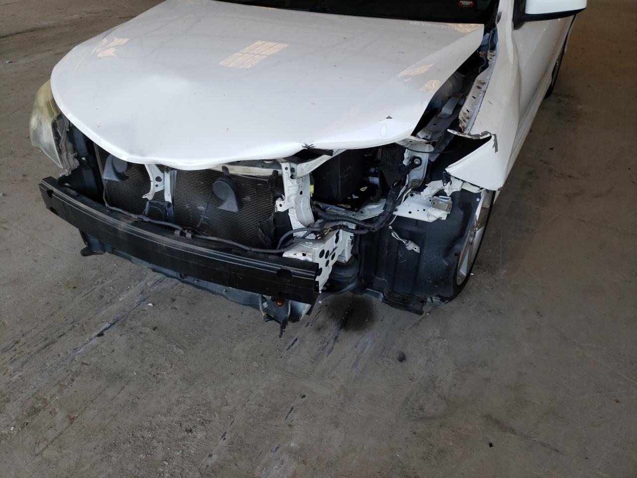 Photo 9 from auction – 2014 TOYOTA CAMRY L with VIN 4T1BF1FK6EU327004