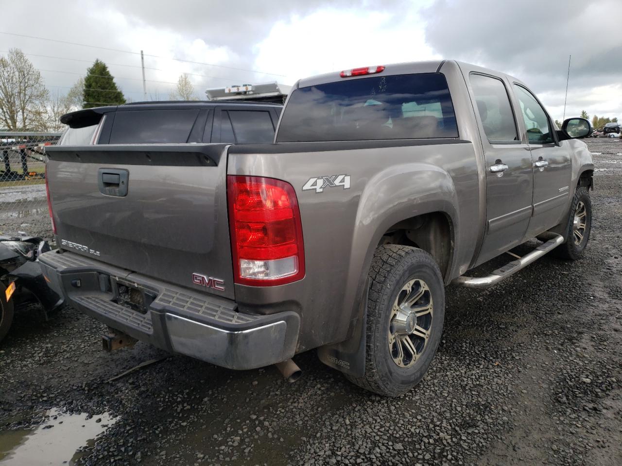 Photo 4 from auction – 2012 GMC SIERRA K15 with VIN 3GTP2VE70CG303842