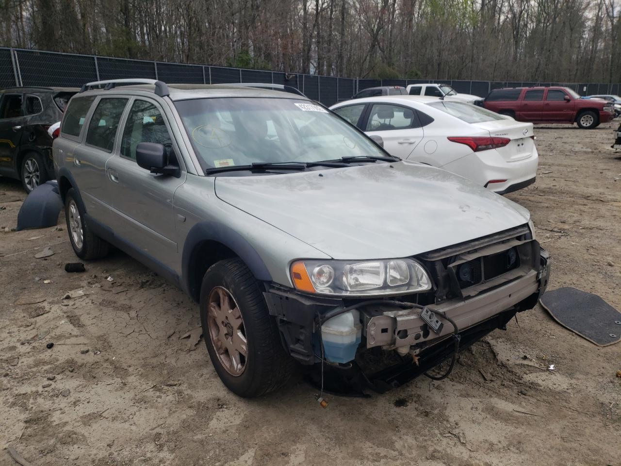 VOLVO XC70 2005 with VIN YV1SZ592651191676 - Photo from auction
