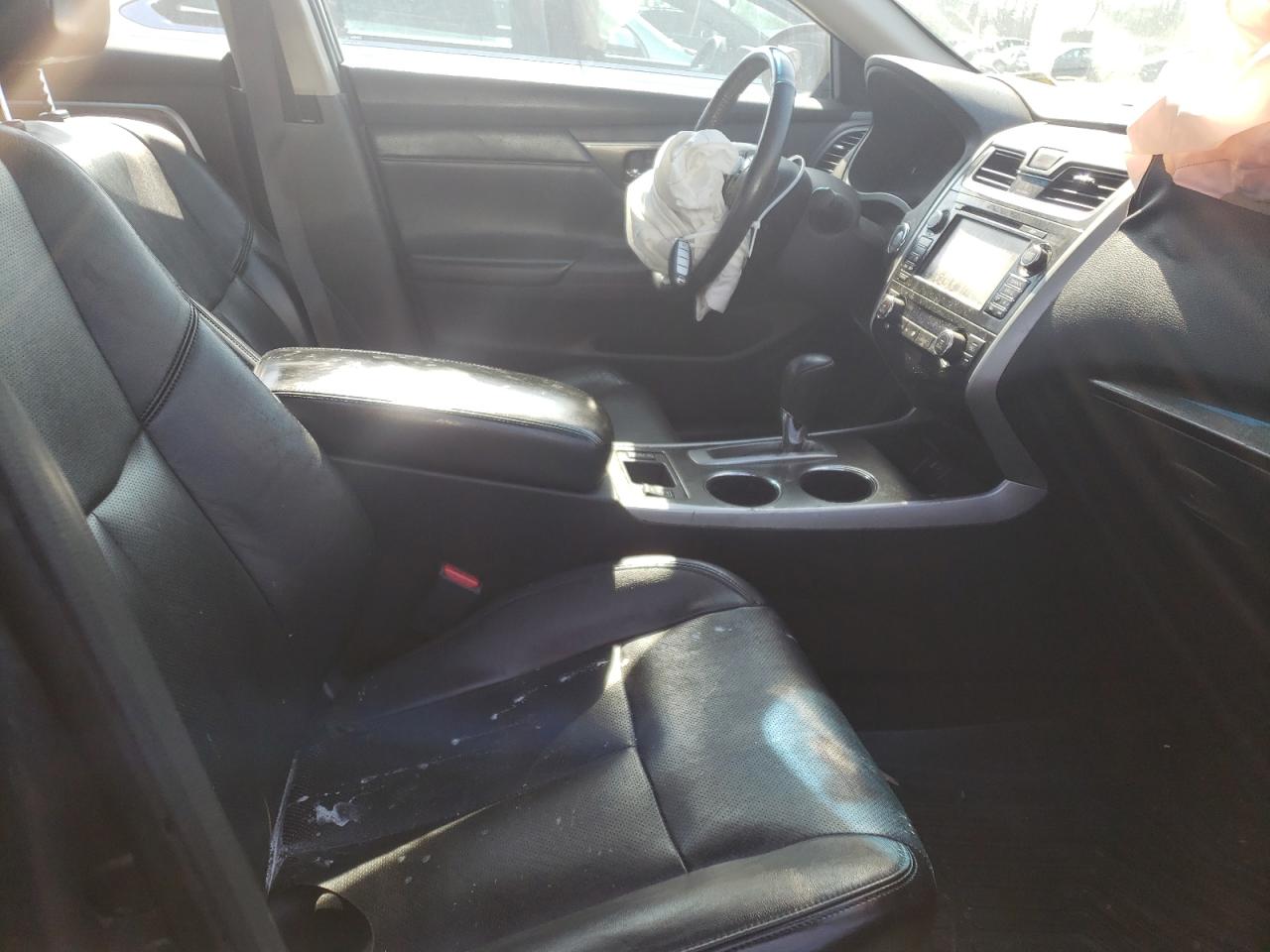 Photo 5 from auction – 2015 NISSAN ALTIMA 2.5 with VIN 1N4AL3AP4FN862115