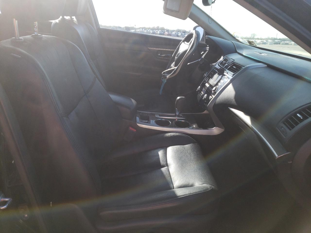 Photo 5 from auction – 2015 NISSAN ALTIMA 2.5 with VIN 1N4AL3AP3FC174781