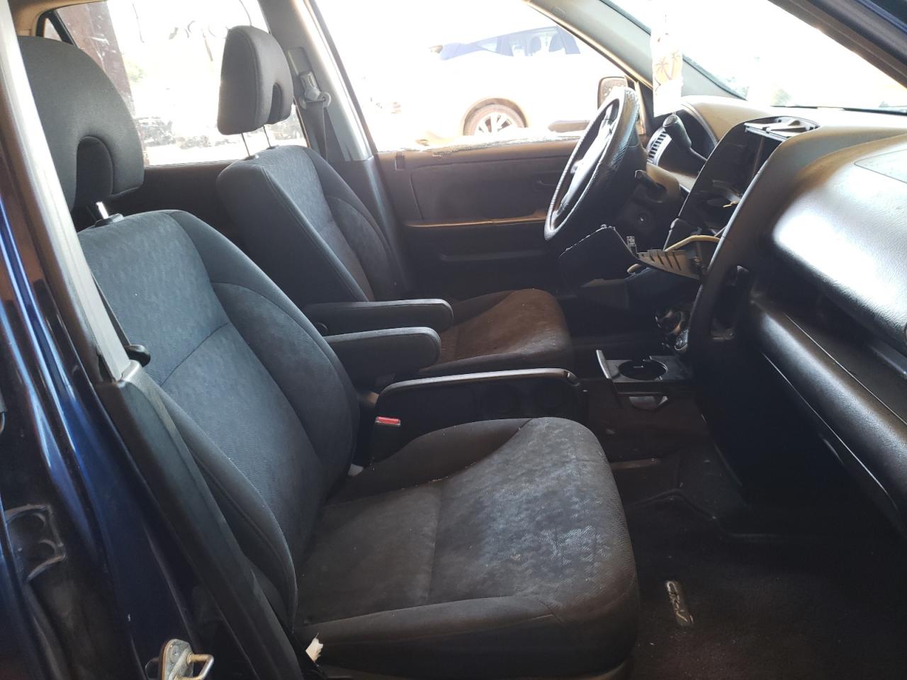 Photo 5 from auction – 2005 HONDA CR-V LX with VIN JHLRD68515C010432