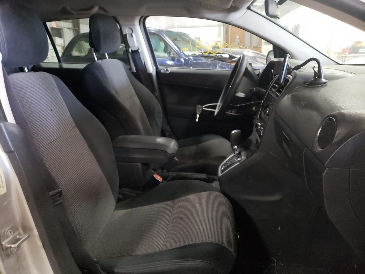 Photo 5 from auction – 2010 DODGE CALIBER SX with VIN 1B3CB4HA8AD536363