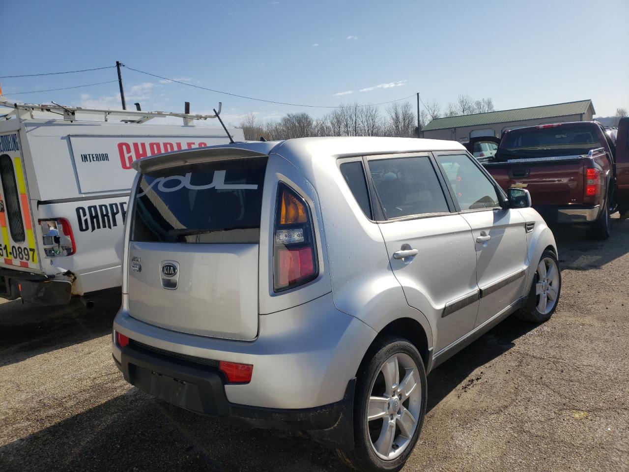 Photo 4 from auction – 2011 KIA SOUL + with VIN KNDJT2A21B7705715