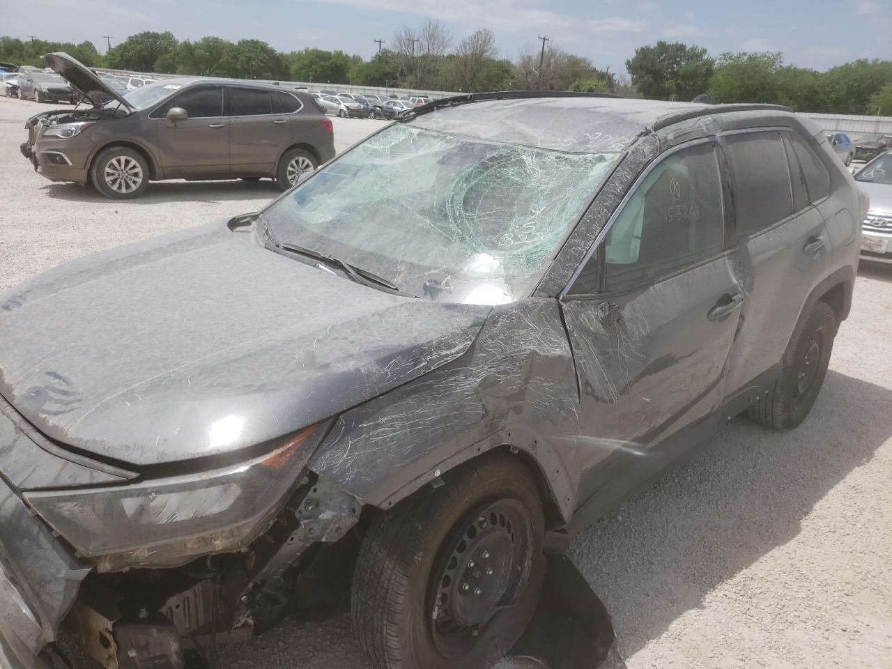 Photo 9 from auction – 2021 TOYOTA RAV4 LE with VIN 2T3K1RFVXMW153208