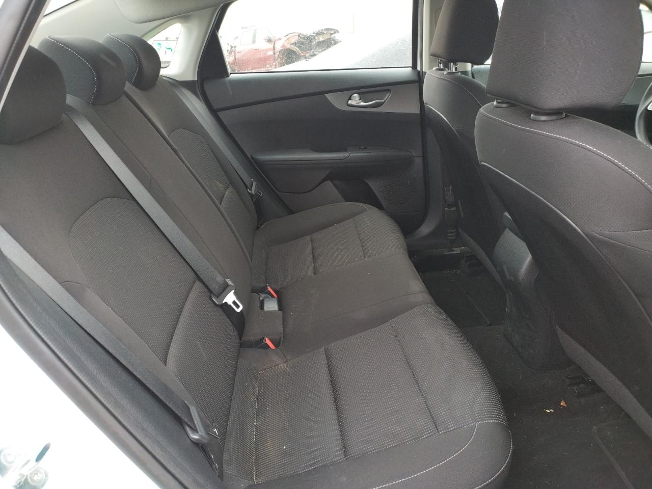 Photo 6 from auction – 2021 KIA FORTE FE with VIN 3KPF24AD4ME304135