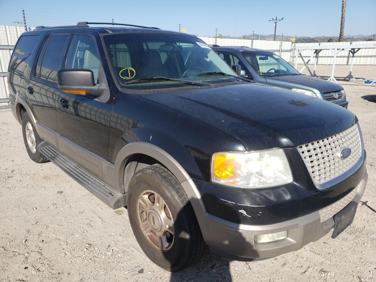 FORD EXPEDITION 2003 with VIN 1FMFU17L53LA94010 - Photo from auction