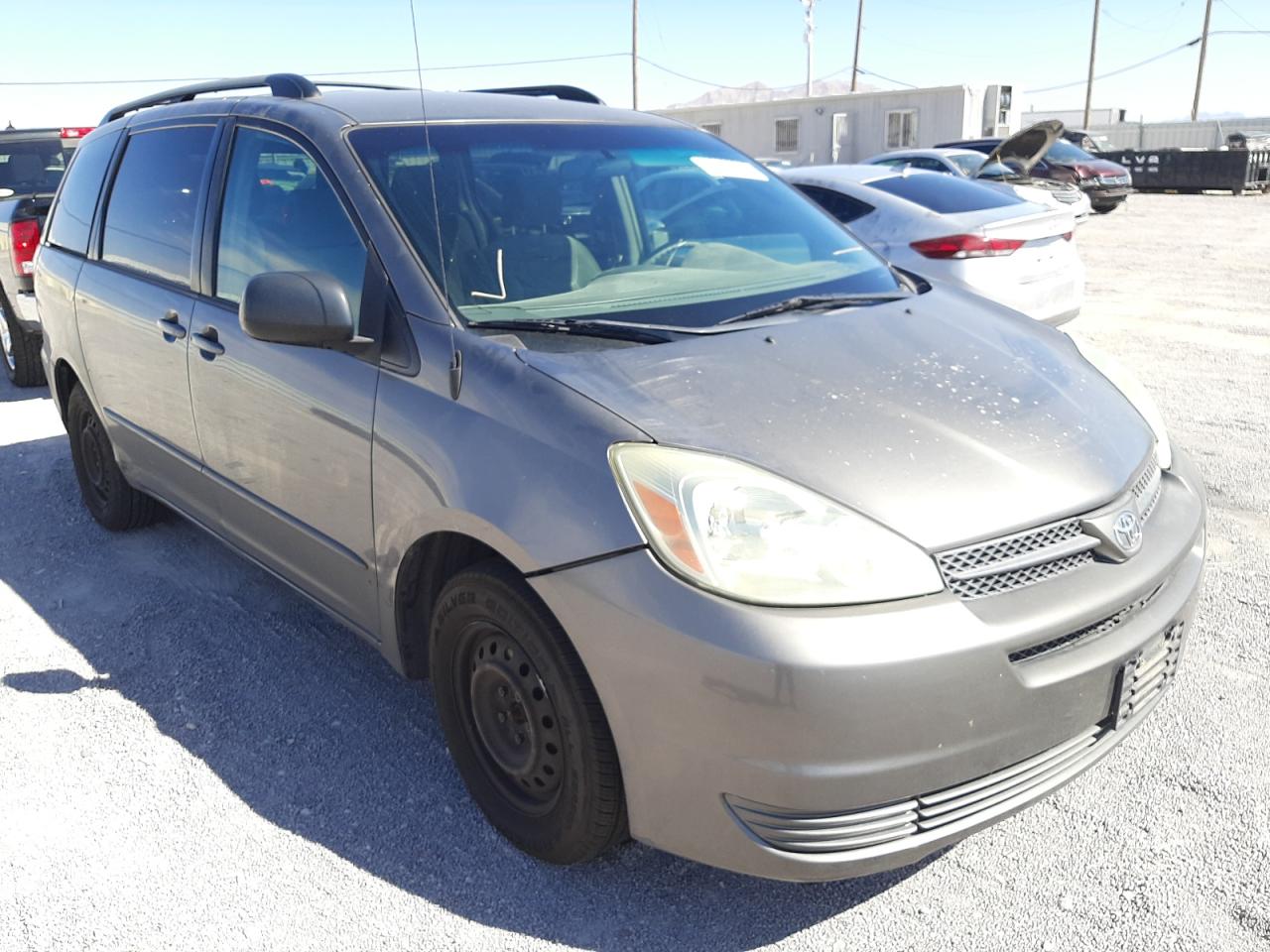 TOYOTA SIENNA CE 2005 with VIN 5TDZA23CX5S288961 - Photo from auction