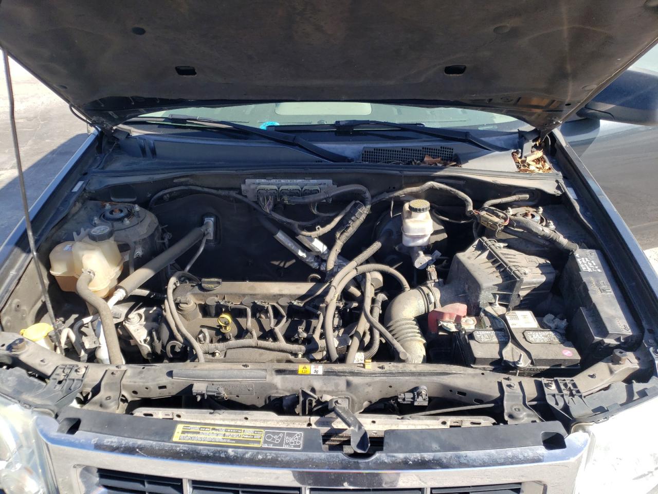 Photo 7 from auction – 2009 FORD ESCAPE XLS with VIN 1FMCU027X9KB93752