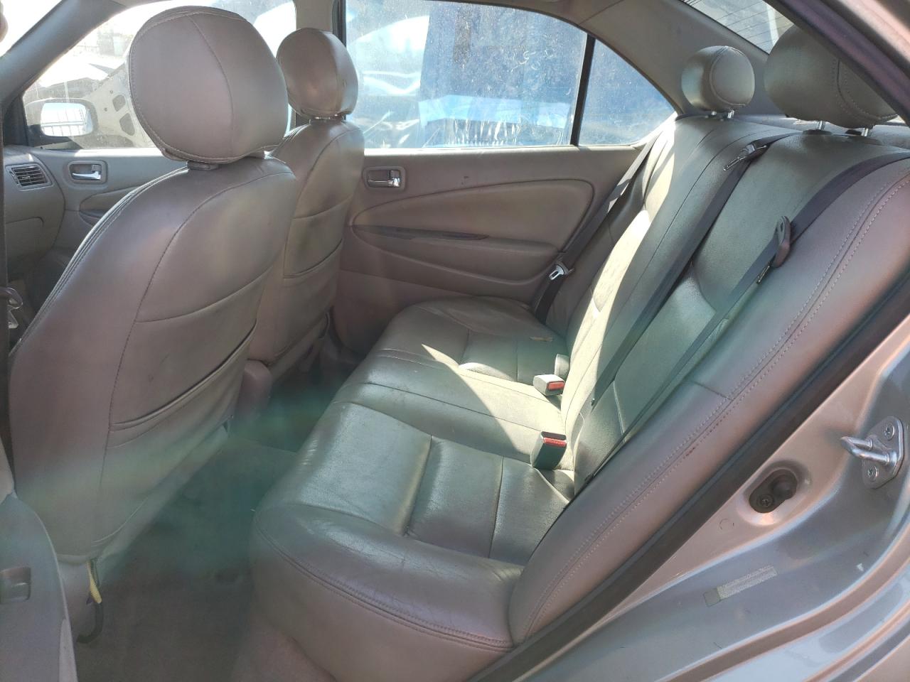 Photo 6 from auction – 2002 TOYOTA PRIUS with VIN JT2BK18U720053810