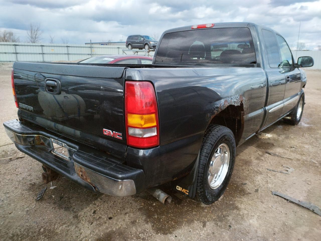 Zdjęcie 4 z aukcji – 2003 GMC NEW SIERRA z VIN 2GTEC19T931394784