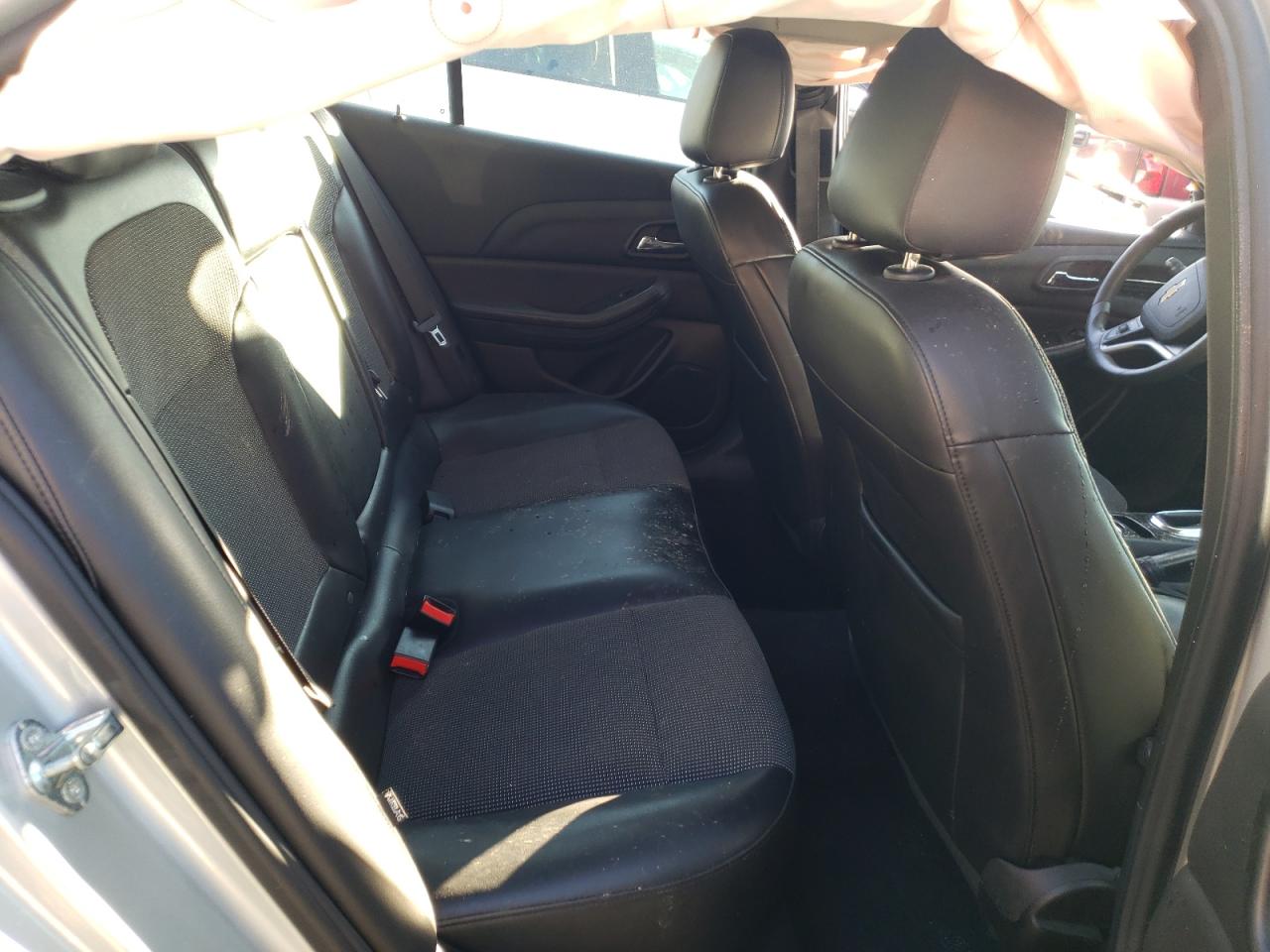 Photo 6 from auction – 2016 CHEVROLET MALIBU LIM with VIN 1G11C5SA4GF162356