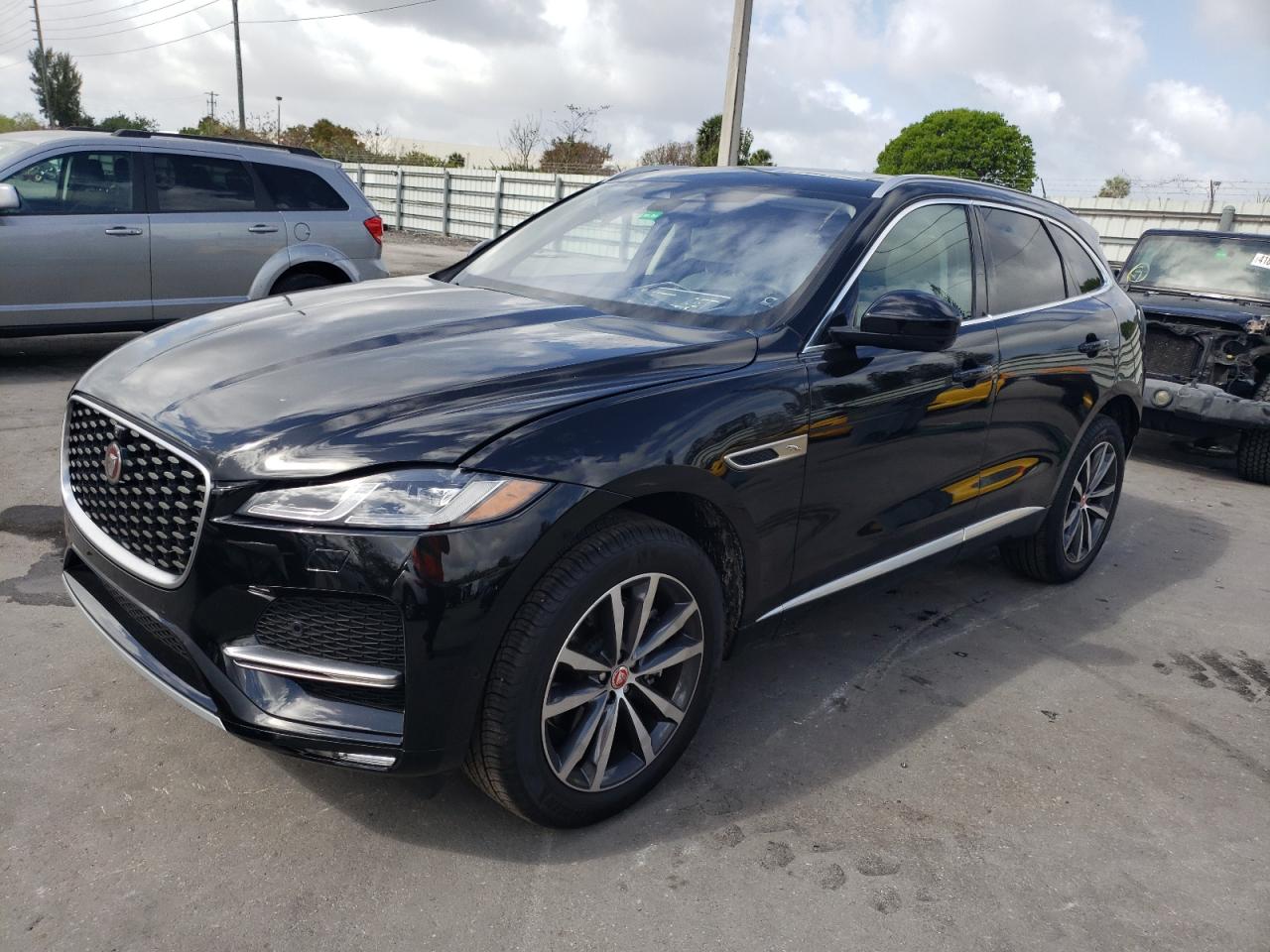 Photo 2 from auction – 2021 JAGUAR F-PACE S with VIN SADCJ2EXXMA686774
