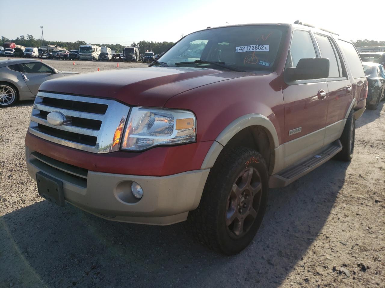 Photo 2 from auction – 2008 FORD EXPEDITION with VIN 1FMFU17528LA15241