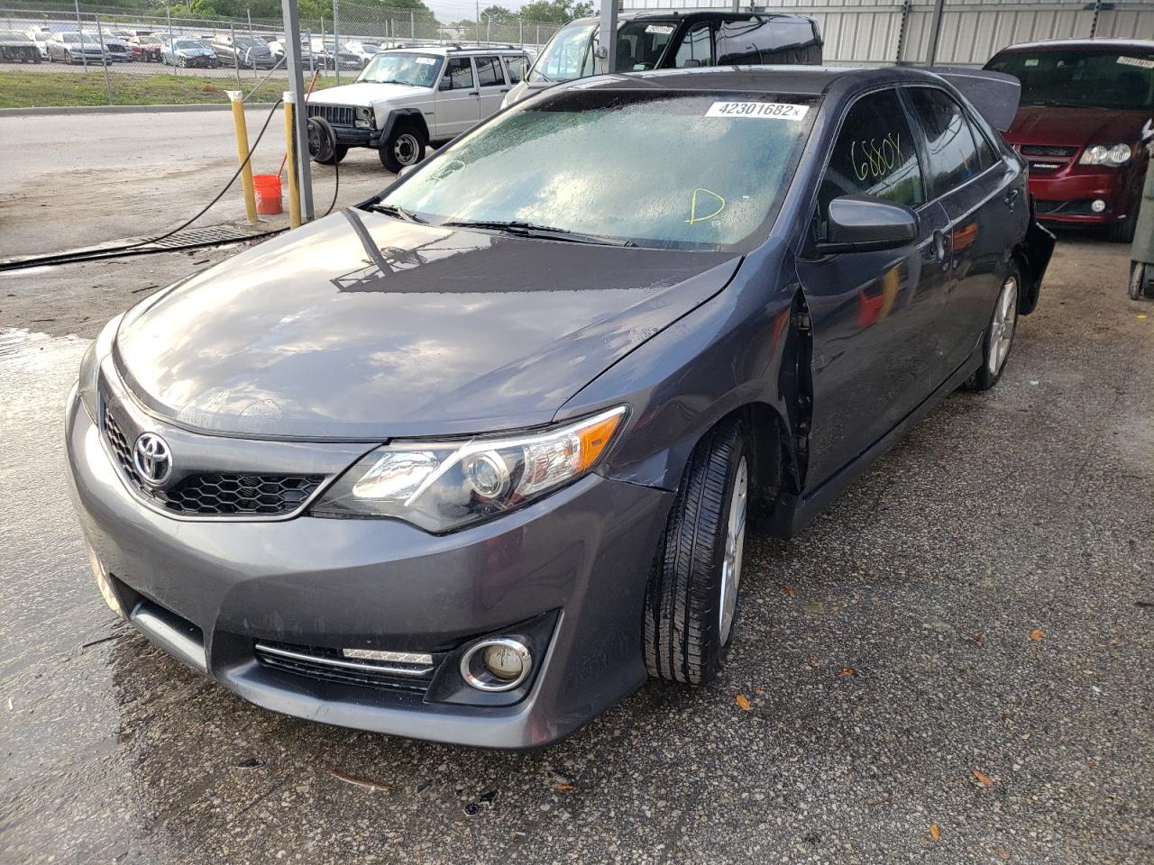 Photo 2 from auction – 2014 TOYOTA CAMRY L with VIN 4T1BF1FK9EU744360