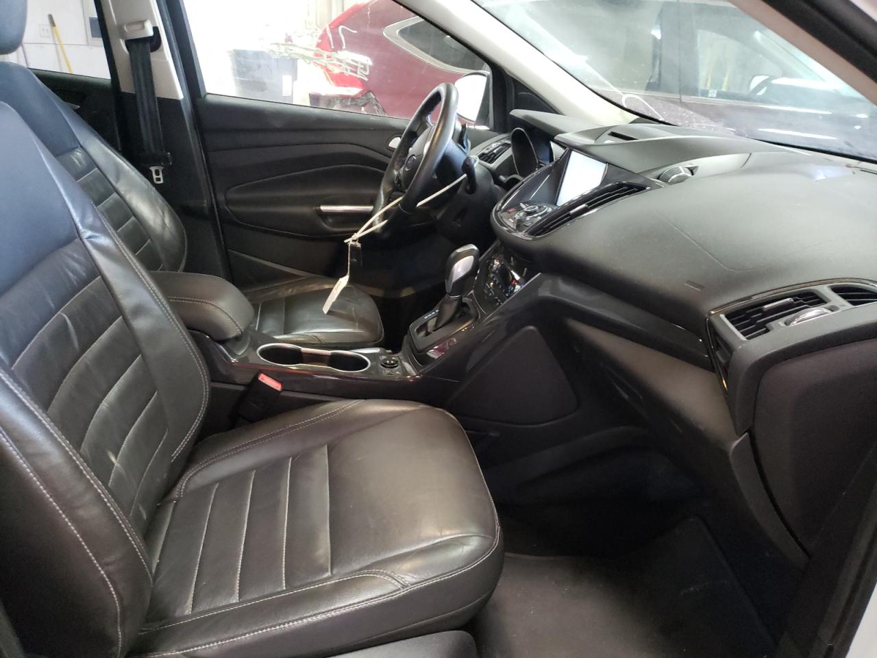 Photo 5 from auction – 2015 FORD ESCAPE TIT with VIN 1FMCU9J99FUB94253