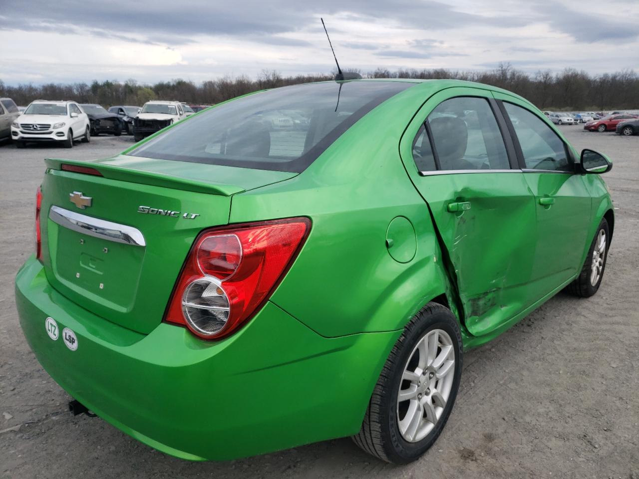 Photo 4 from auction – 2015 CHEVROLET SONIC LT with VIN 1G1JC5SG8F4142027