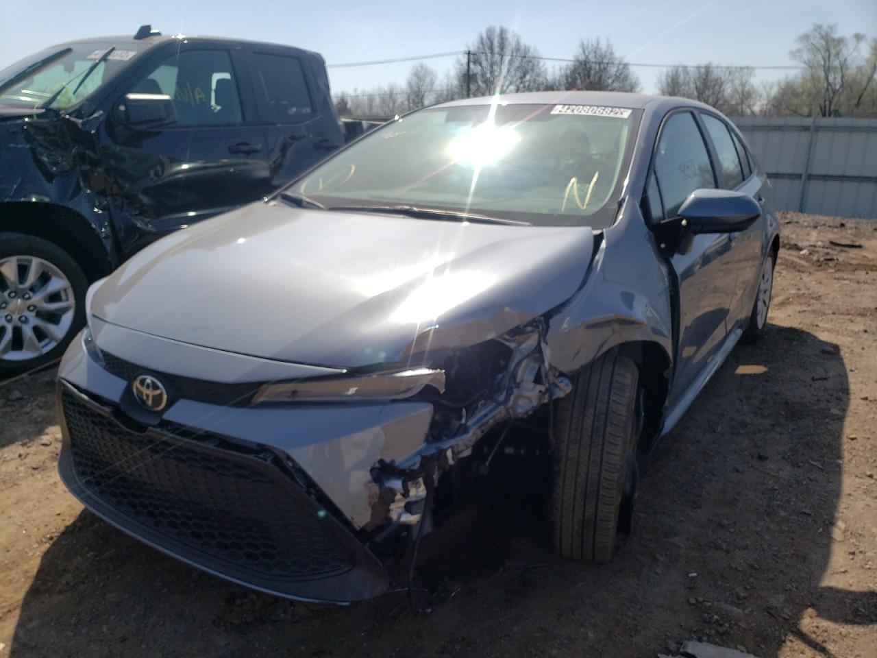 Photo 2 from auction – 2021 TOYOTA COROLLA LE with VIN 5YFEPMAE6MP243939