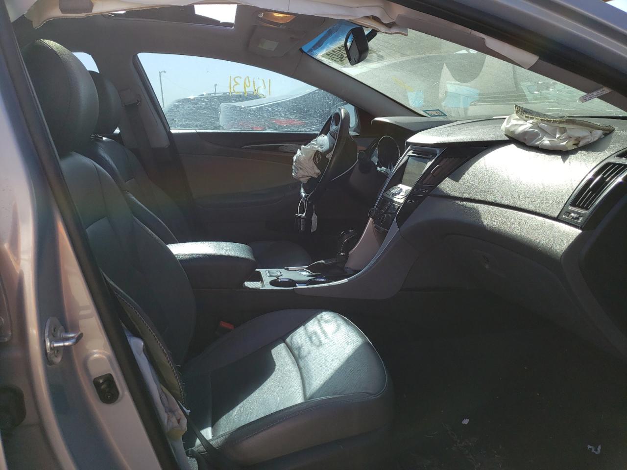 Photo 5 from auction – 2012 HYUNDAI SONATA SE with VIN 5NPEC4AC1CH491649
