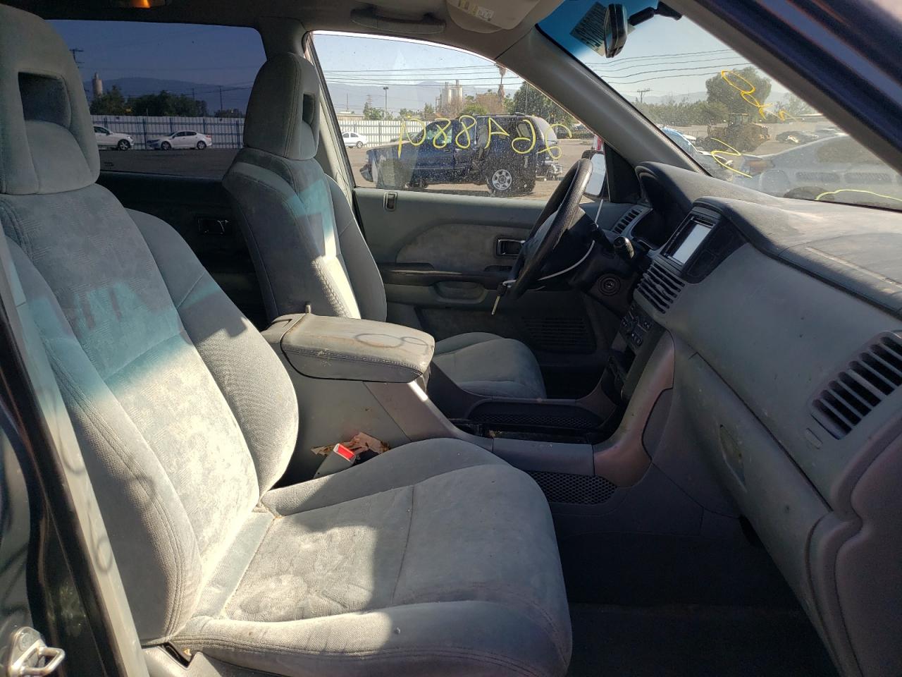 Photo 5 from auction – 2004 HONDA PILOT EX with VIN 2HKYF18414H576767