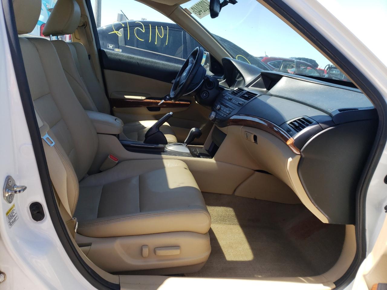 Photo 5 from auction – 2012 HONDA ACCORD EXL with VIN 1HGCP3F82CA020208