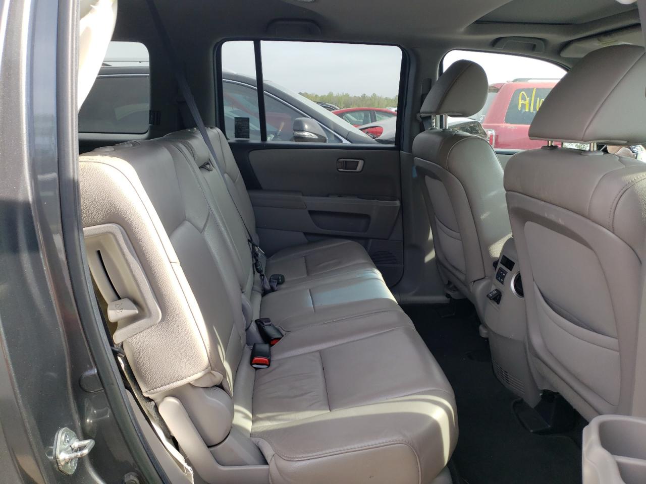 Photo 6 from auction – 2012 HONDA PILOT EXL with VIN 5FNYF3H57CB037054