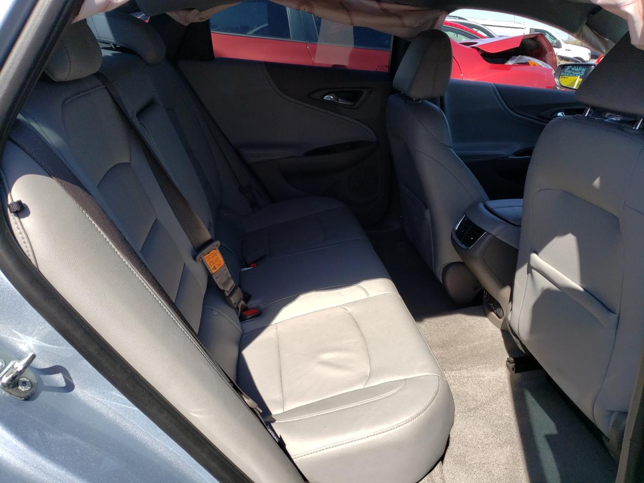 Photo 6 from auction – 2017 CHEVROLET MALIBU LT with VIN 1G1ZE5ST7HF240600
