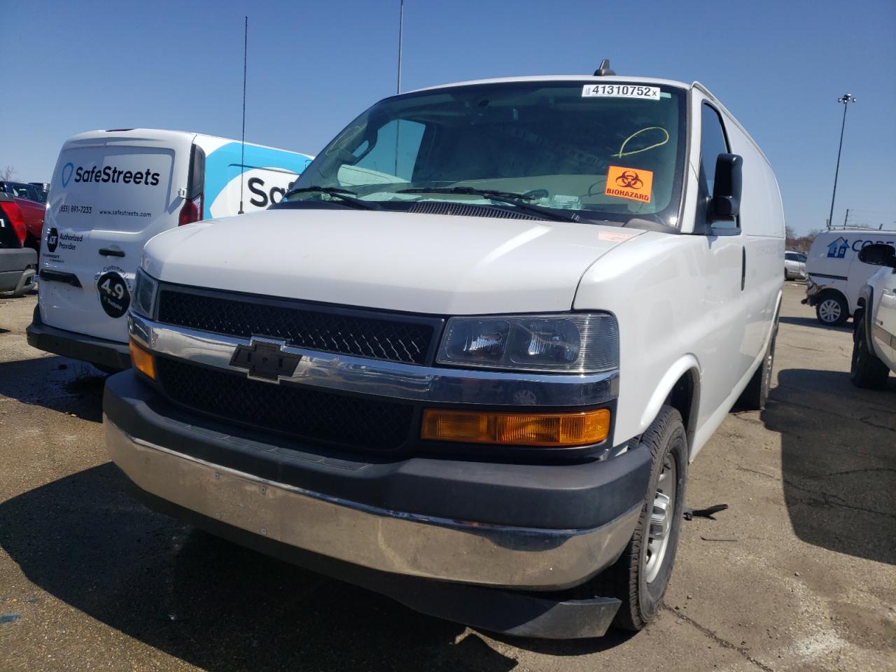 Photo 2 from auction – 2019 CHEVROLET EXPRESS G2 with VIN 1GCWGBFG1K1193200