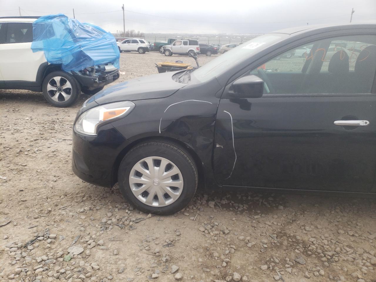 Photo 9 from auction – 2019 NISSAN VERSA S with VIN 3N1CN7AP7KL872686
