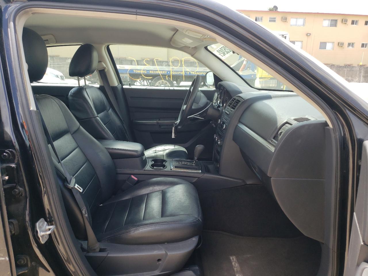 Photo 5 from auction – 2008 DODGE CHARGER with VIN 2B3KA43R58H159306