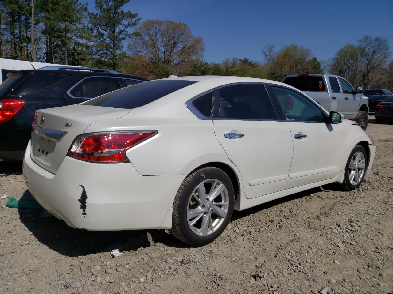 Photo 4 from auction – 2015 NISSAN ALTIMA 2.5 with VIN 1N4AL3APXFC237438