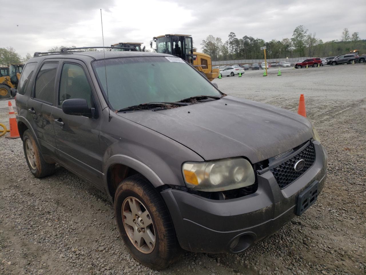 FORD ESCAPE LIM 2005 with VIN 1FMCU04145KA69155 - Photo from auction
