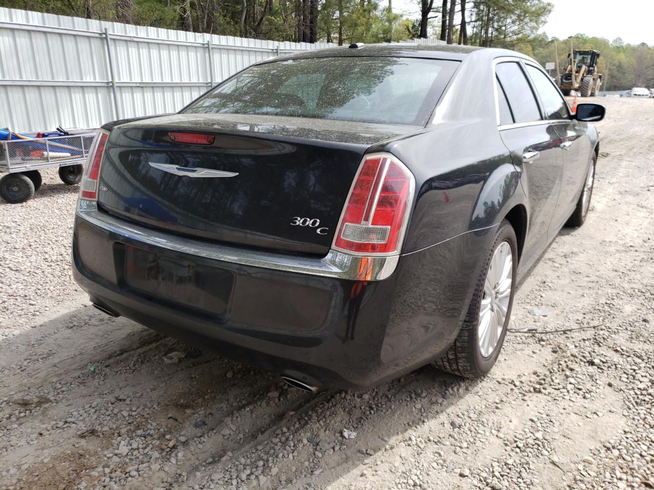 Photo 4 from auction – 2014 CHRYSLER 300C with VIN 2C3CCAKT3EH144408