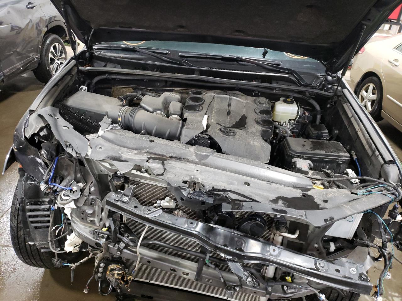 Photo 7 from auction – 2020 TOYOTA 4RUNNER SR with VIN JTEBU5JR8L5770540