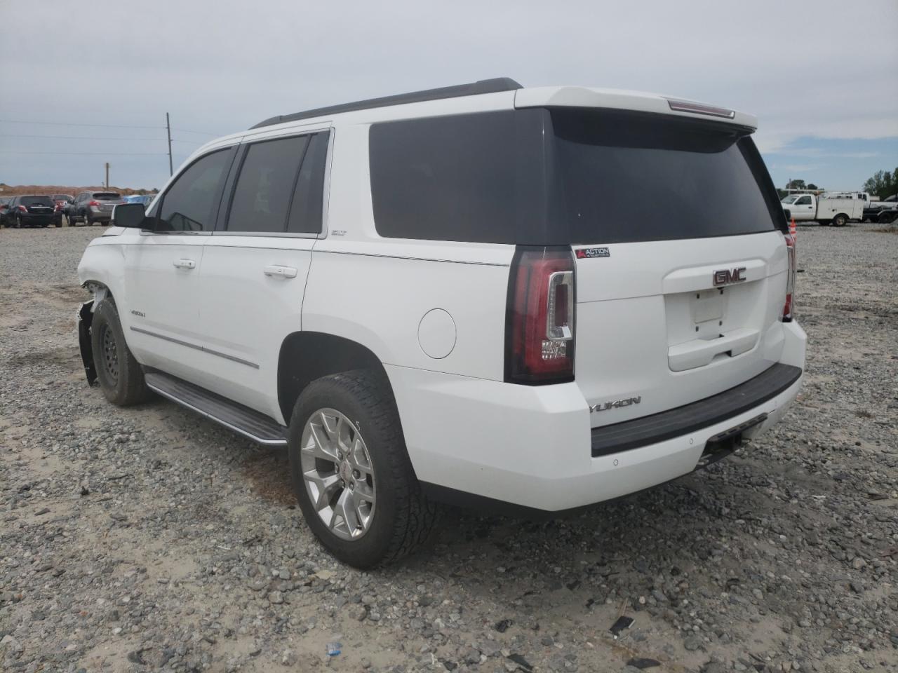 Photo 3 from auction – 2015 GMC YUKON SLT with VIN 1GKS1BKC0FR104182