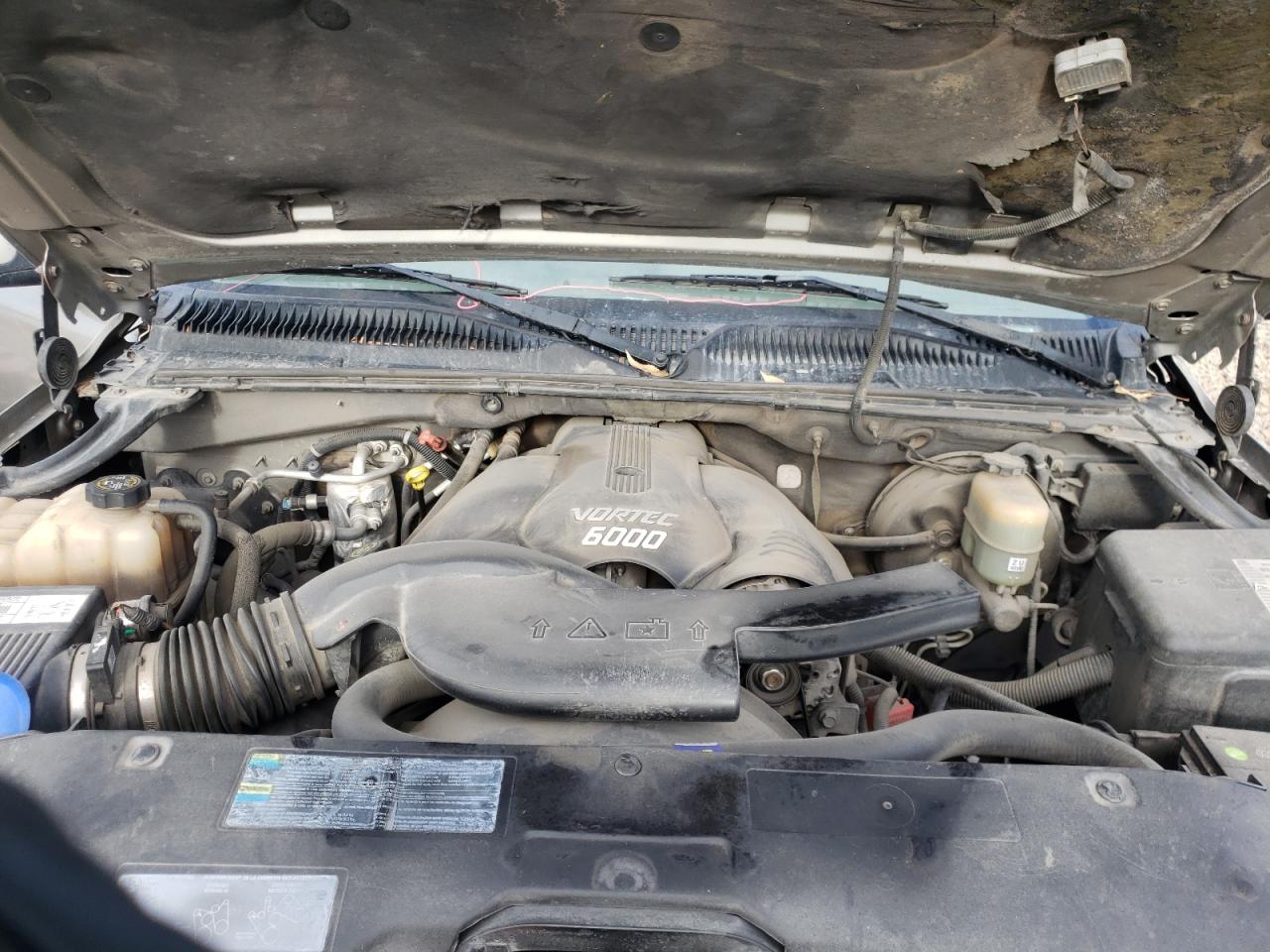 Photo 7 from auction – 2002 GMC DENALI XL with VIN 1GKFK66U52J331000